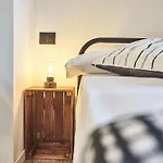 Co.sleep 4*